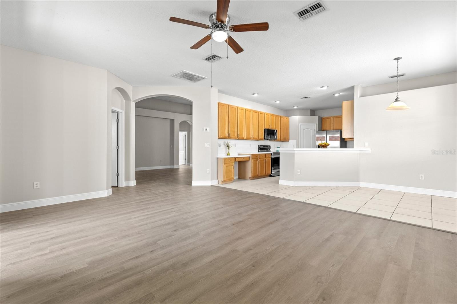 7140 MAYSVILLE CT, WESLEY CHAPEL, FL, 33545