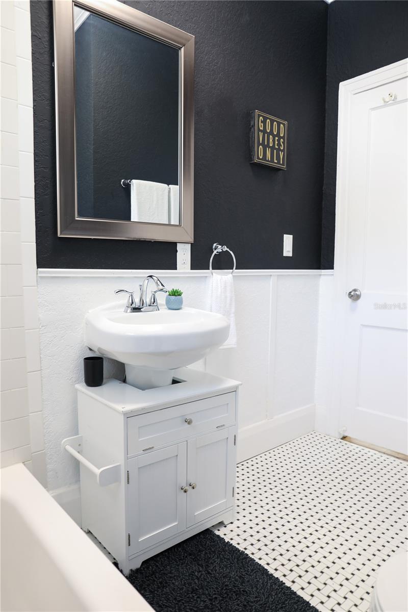 205 N WESTLAND AVE, TAMPA, FL, 33606