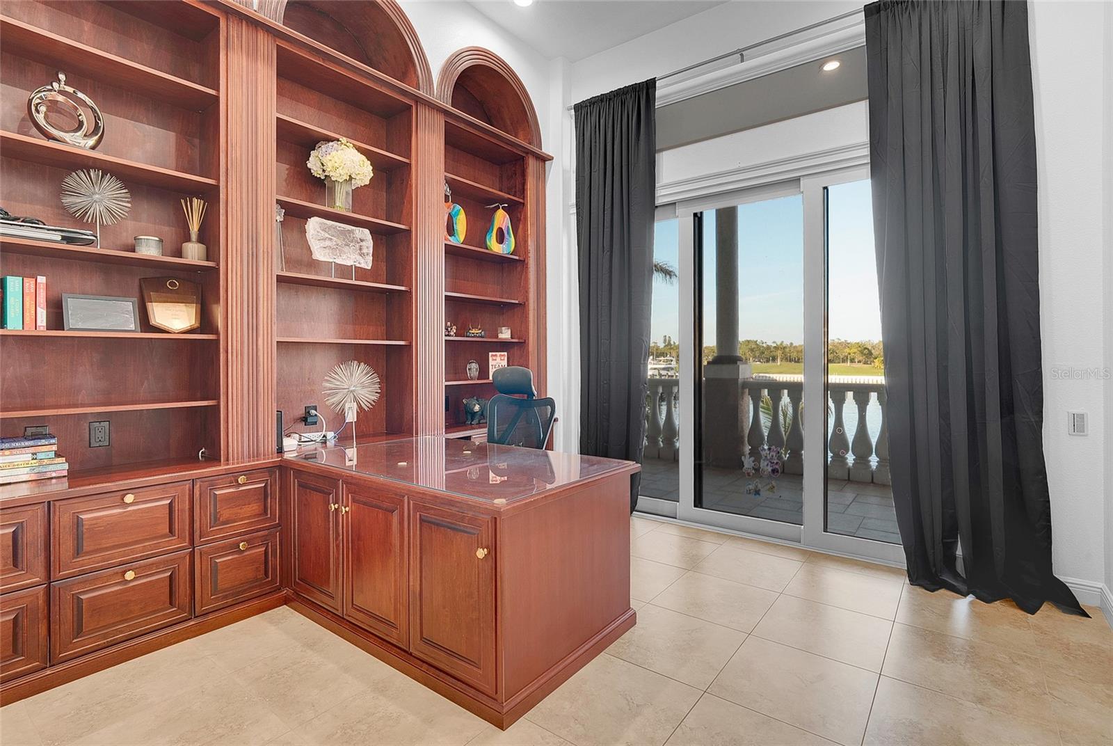 6113 PASADENA POINT BLVD, GULFPORT, FL, 33707