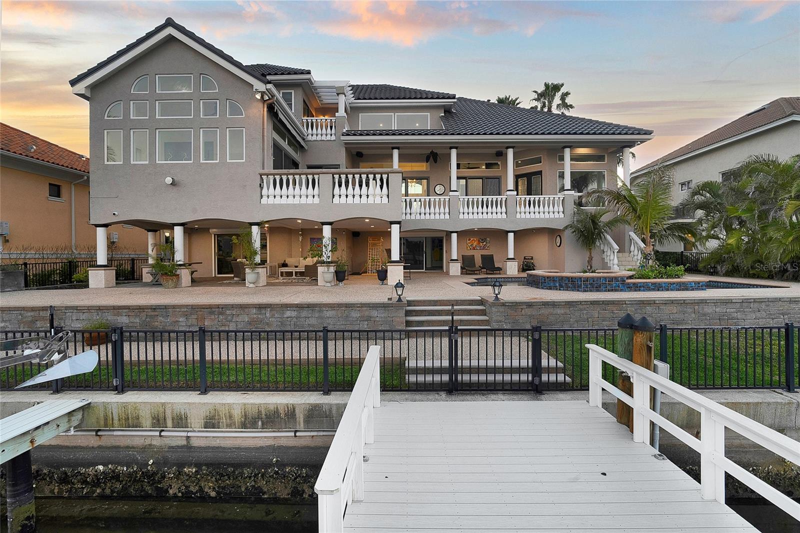 6113 PASADENA POINT BLVD, GULFPORT, FL, 33707