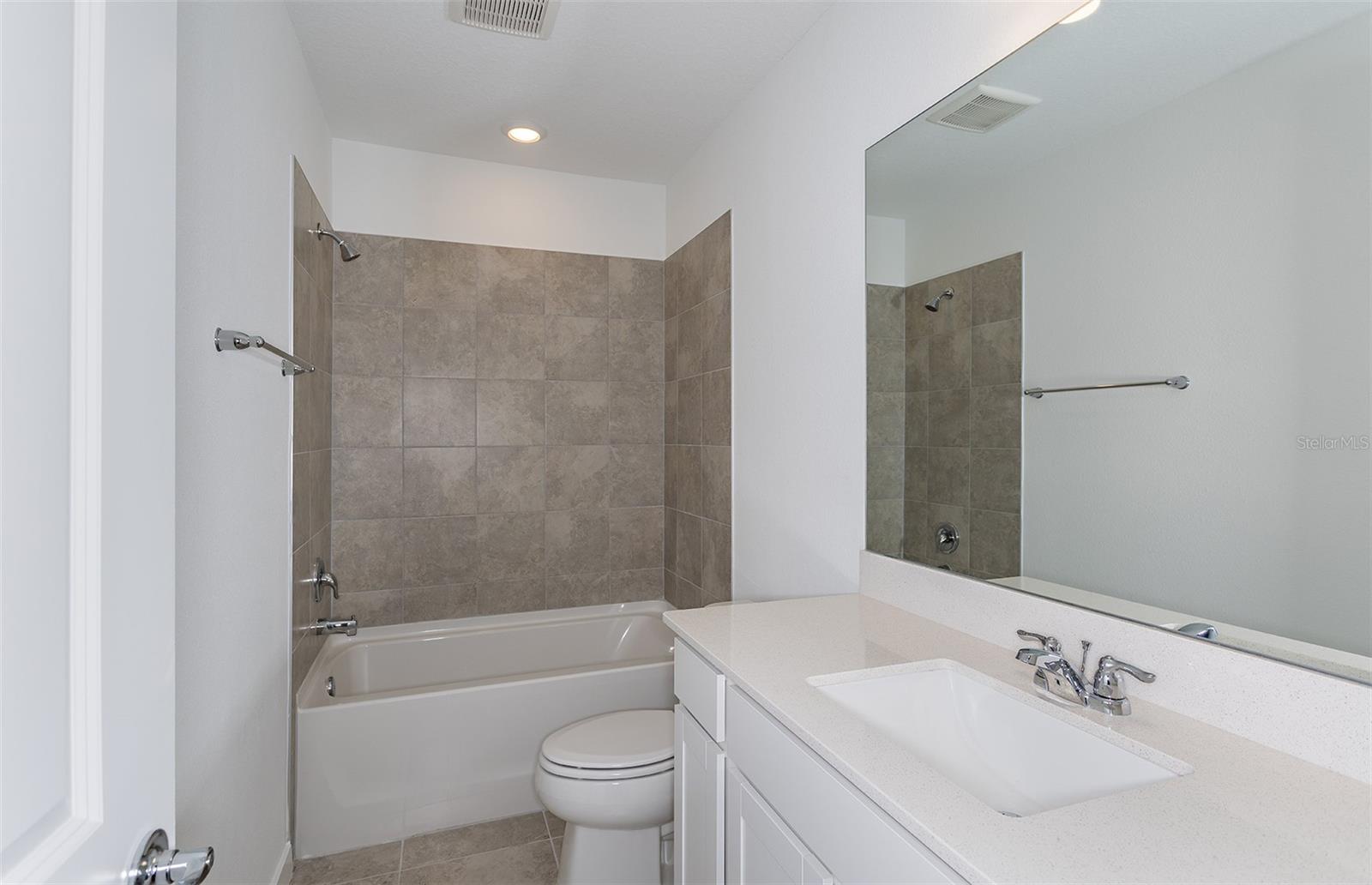 9056 WILDLIGHT TRL, WILDWOOD, FL, 34785