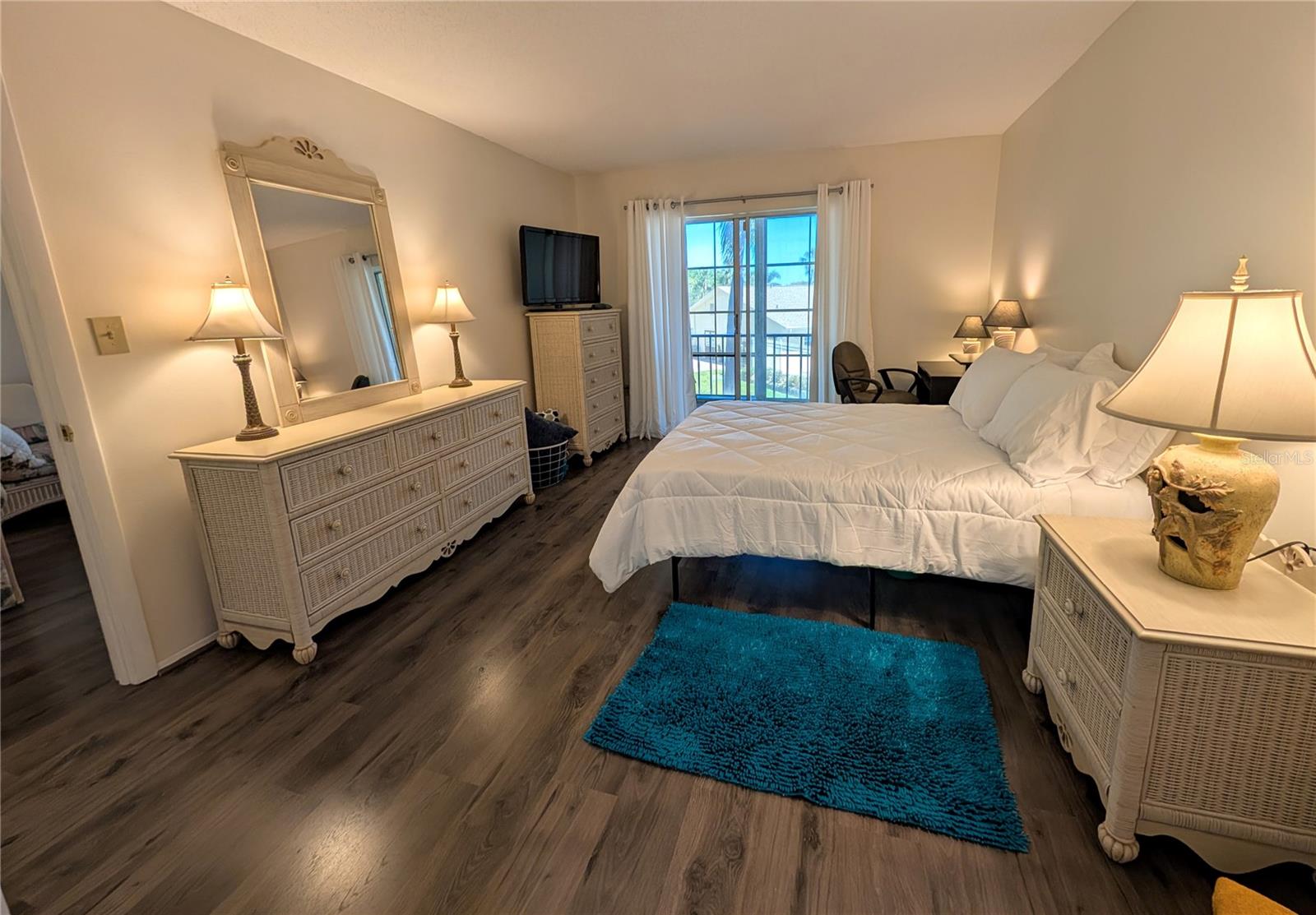 3719 LAKE BAYSHORE DR #H-204, BRADENTON, FL, 34205