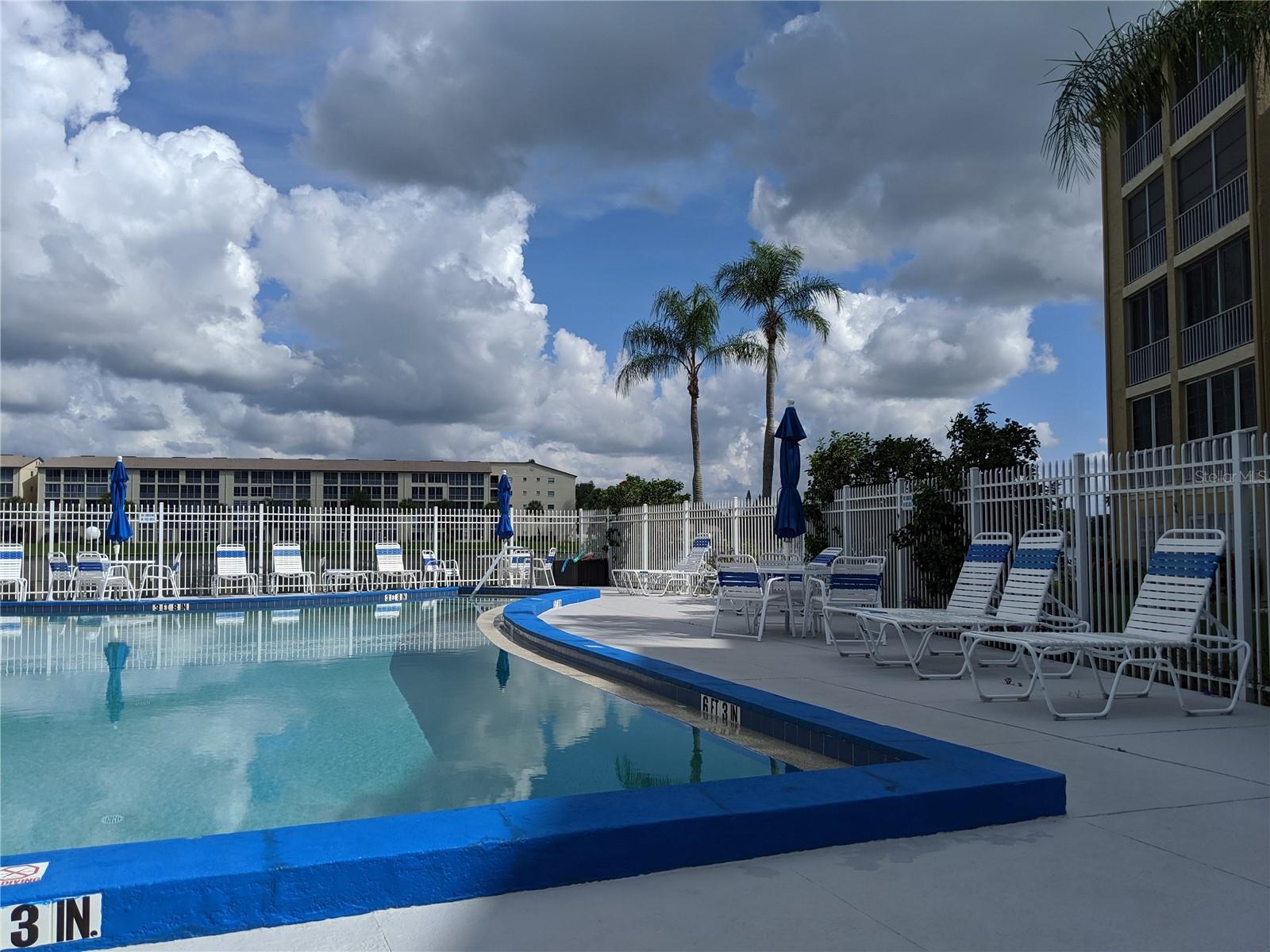 3719 LAKE BAYSHORE DR #H-204, BRADENTON, FL, 34205