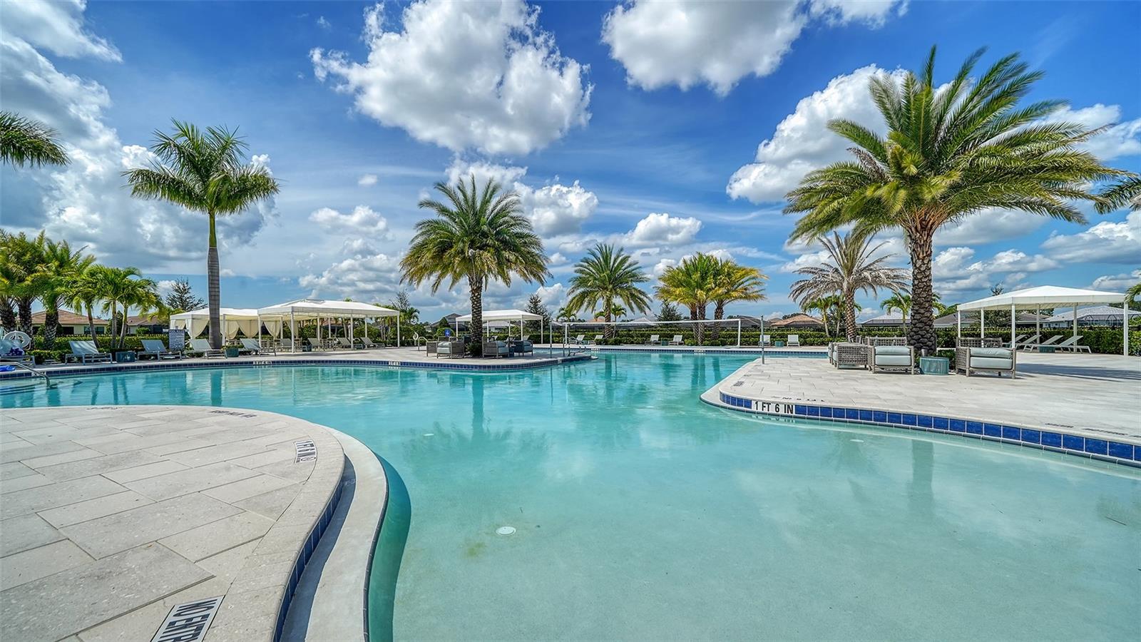 17022 CRESSWIND TER, LAKEWOOD RANCH, FL, 34211