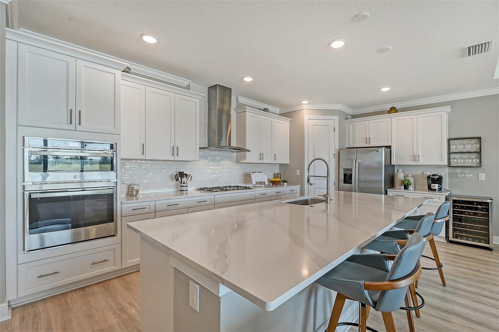 17022 CRESSWIND TER, LAKEWOOD RANCH, FL, 34211