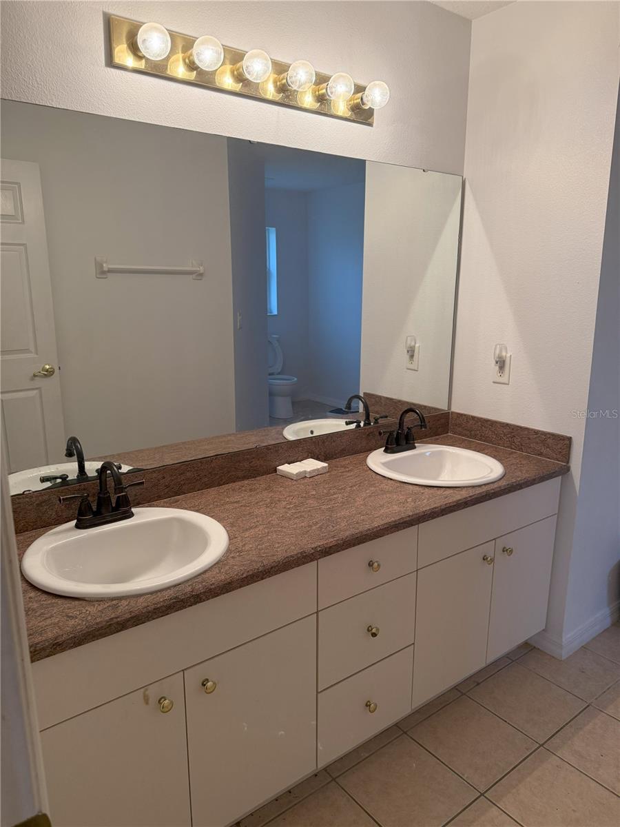 18 RIDLEY LN, PALM COAST, FL, 32164