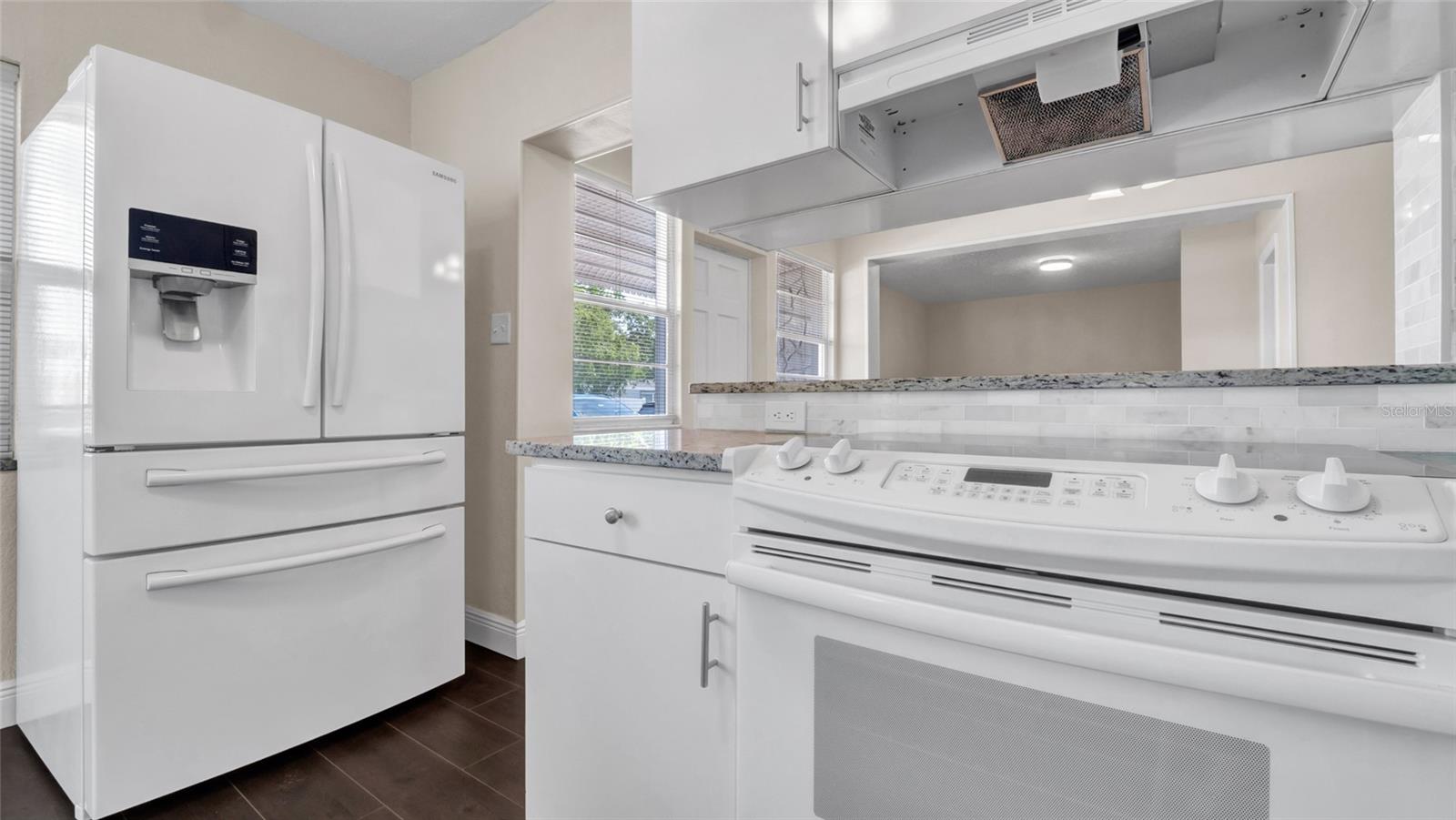 2702 W BRADDOCK ST, TAMPA, FL, 33607