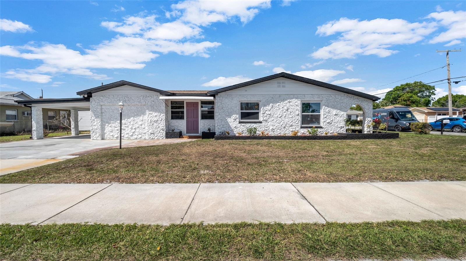 2702 W BRADDOCK ST, TAMPA, FL, 33607