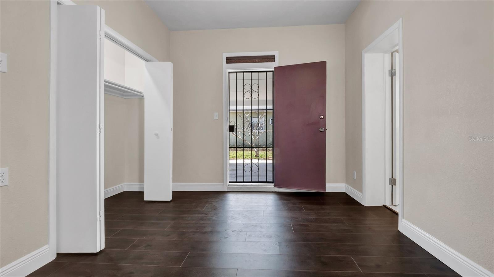 2702 W BRADDOCK ST, TAMPA, FL, 33607