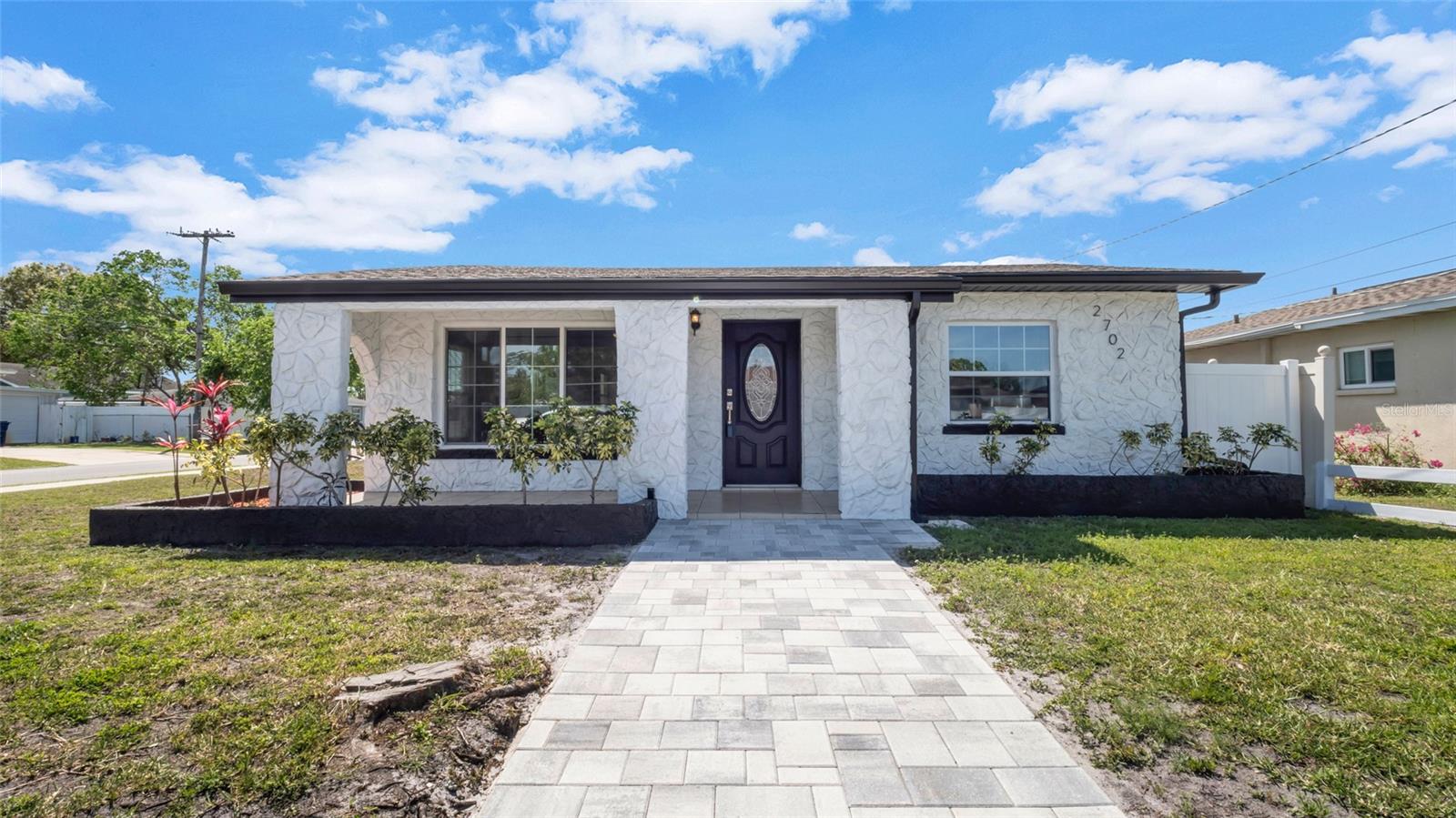 2702 W BRADDOCK ST, TAMPA, FL, 33607