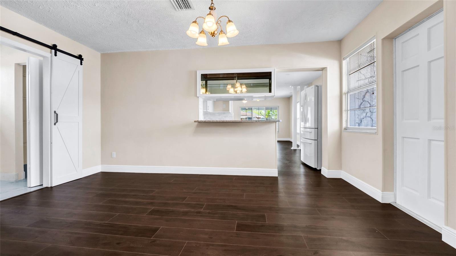 2702 W BRADDOCK ST, TAMPA, FL, 33607