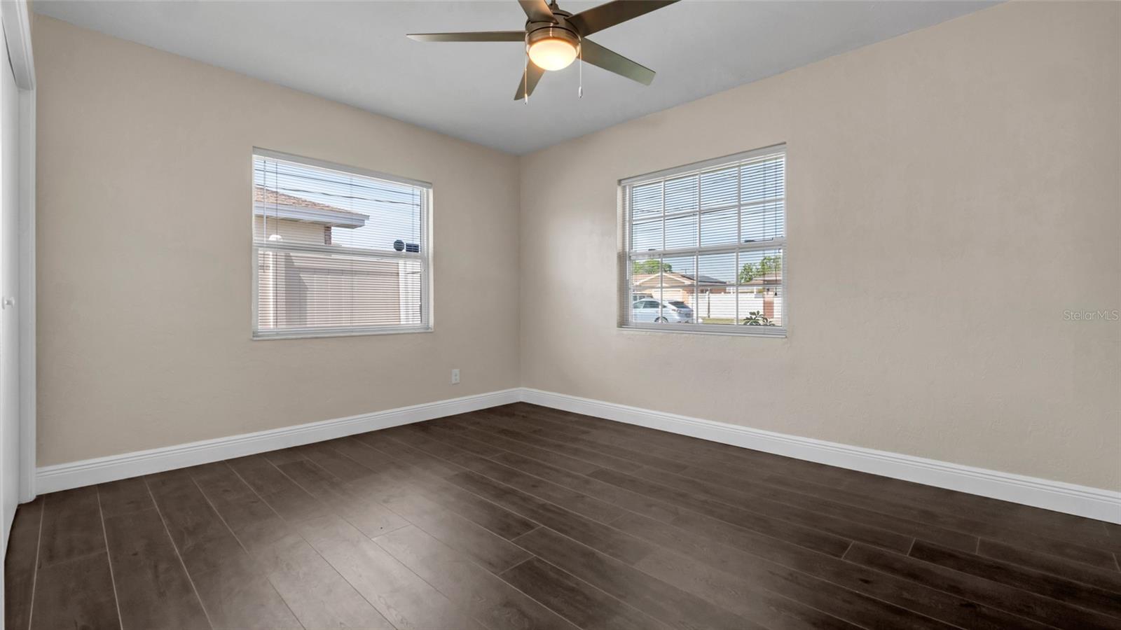 2702 W BRADDOCK ST, TAMPA, FL, 33607