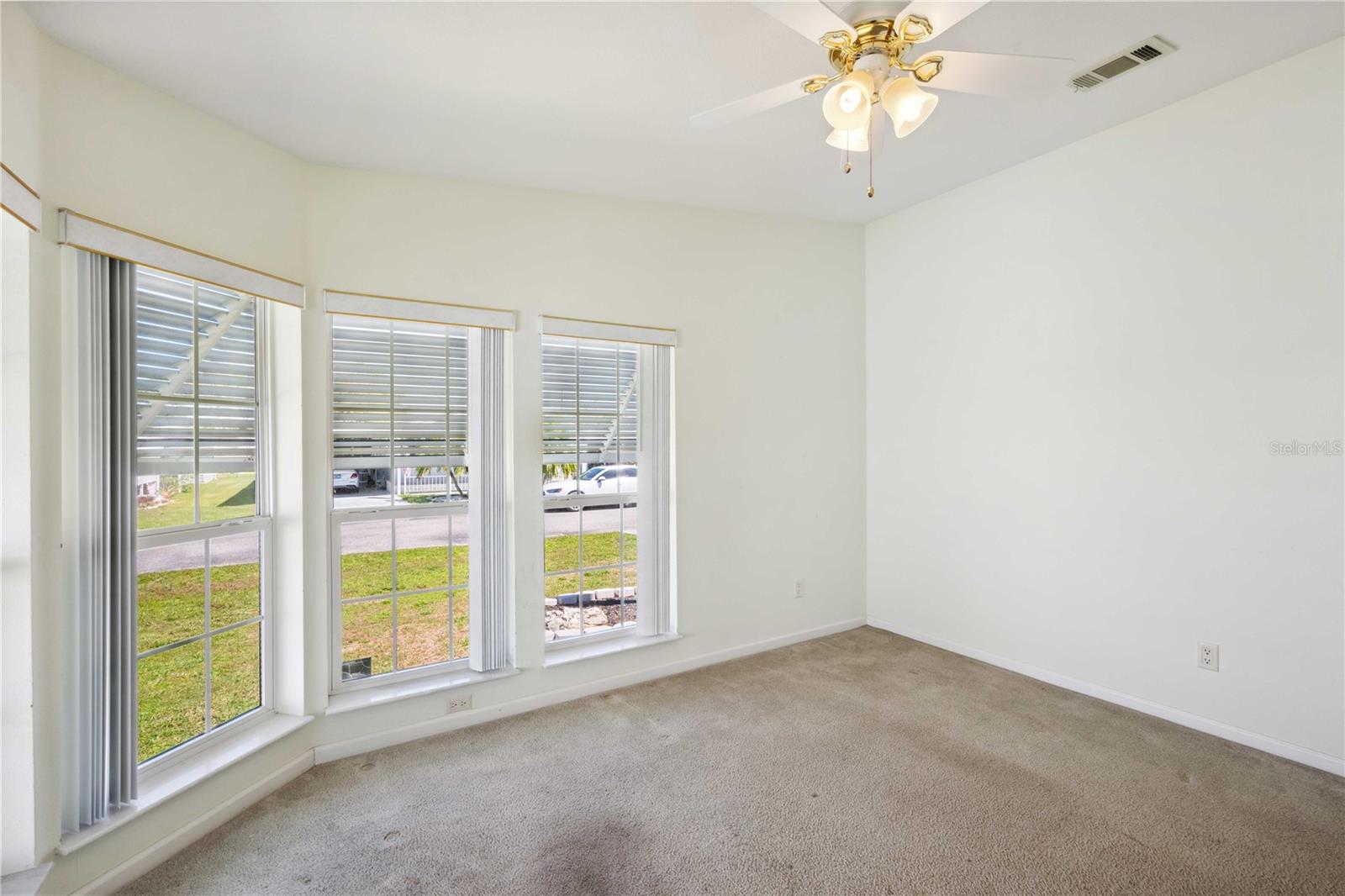 5745 PAWNEE ST, ZEPHYRHILLS, FL, 33542