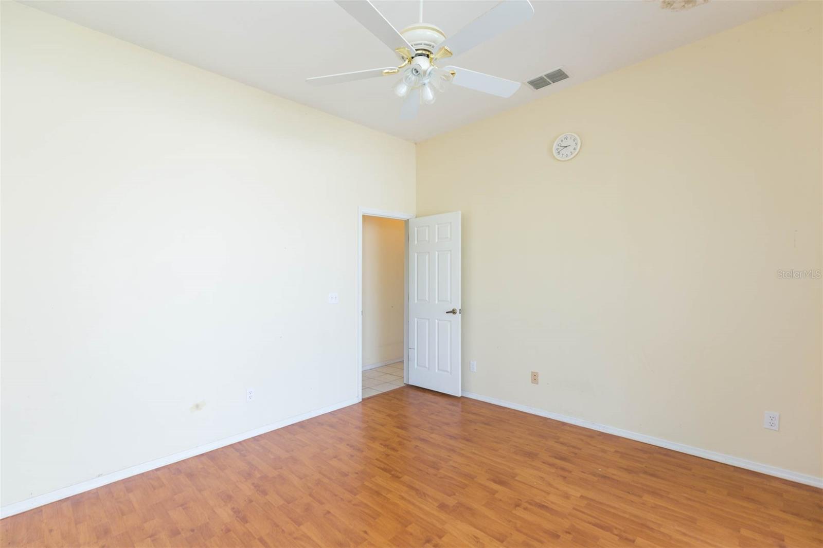 1422 DISTANT OAKS DR, WESLEY CHAPEL, FL, 33543