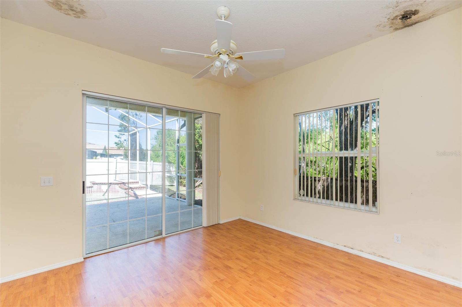 1422 DISTANT OAKS DR, WESLEY CHAPEL, FL, 33543