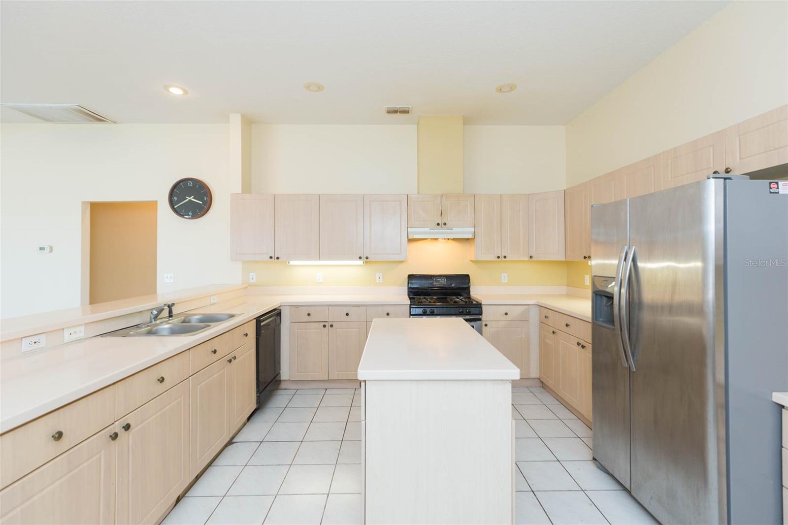1422 DISTANT OAKS DR, WESLEY CHAPEL, FL, 33543