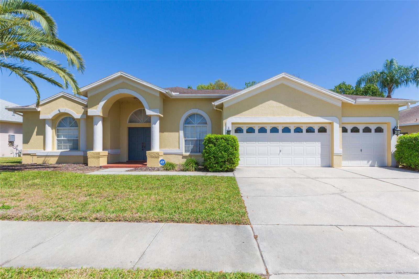 1422 DISTANT OAKS DR, WESLEY CHAPEL, FL, 33543