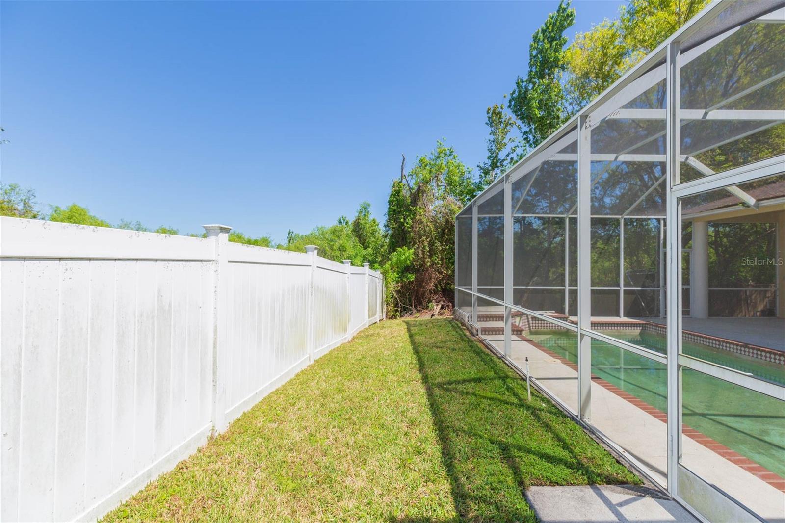 1422 DISTANT OAKS DR, WESLEY CHAPEL, FL, 33543