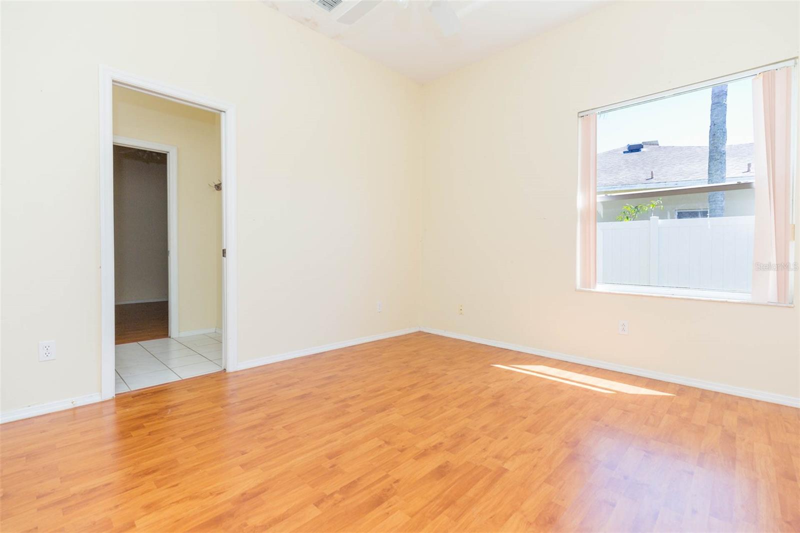 1422 DISTANT OAKS DR, WESLEY CHAPEL, FL, 33543