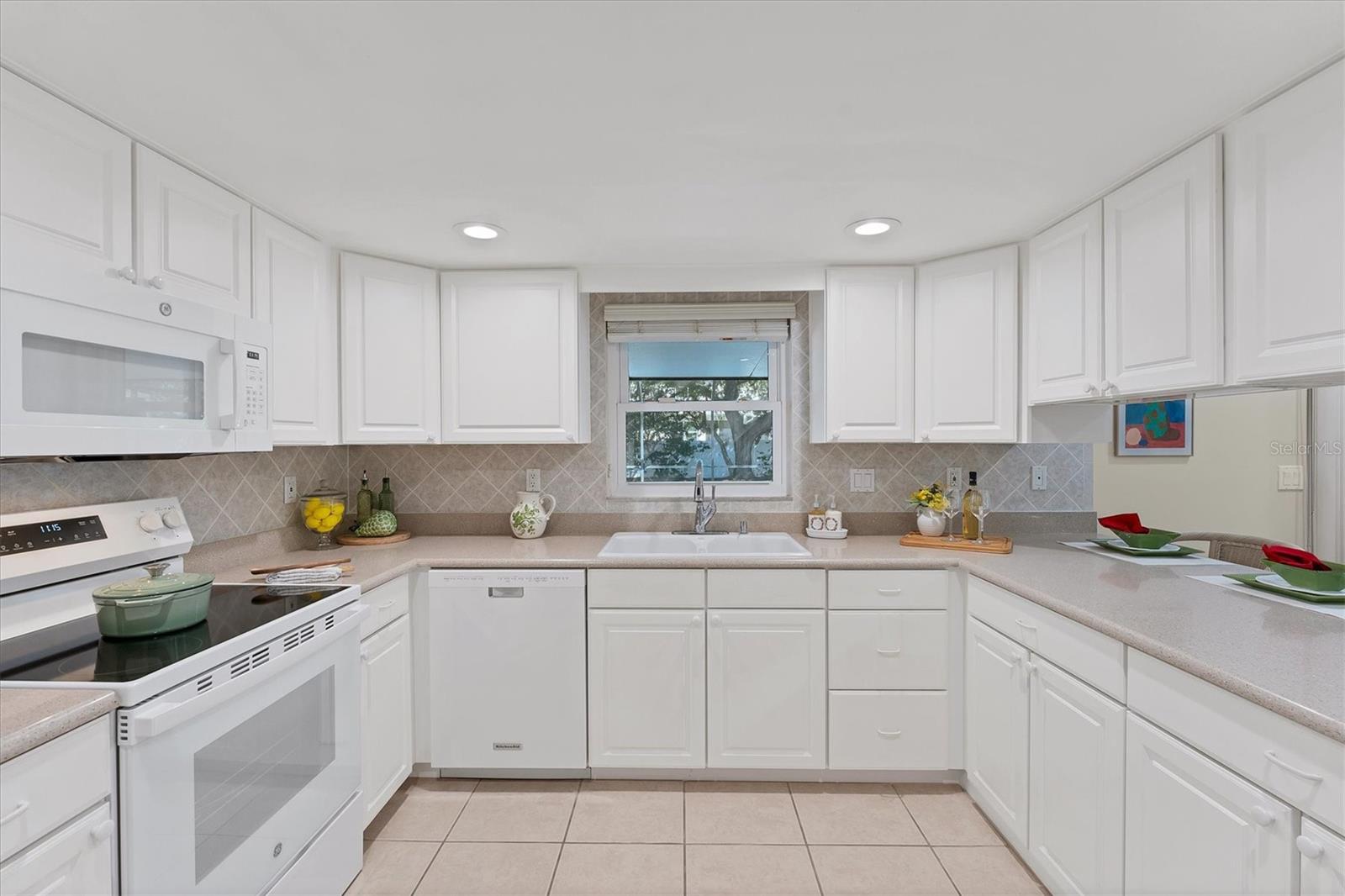 3979 HELENE ST, SARASOTA, FL, 34233