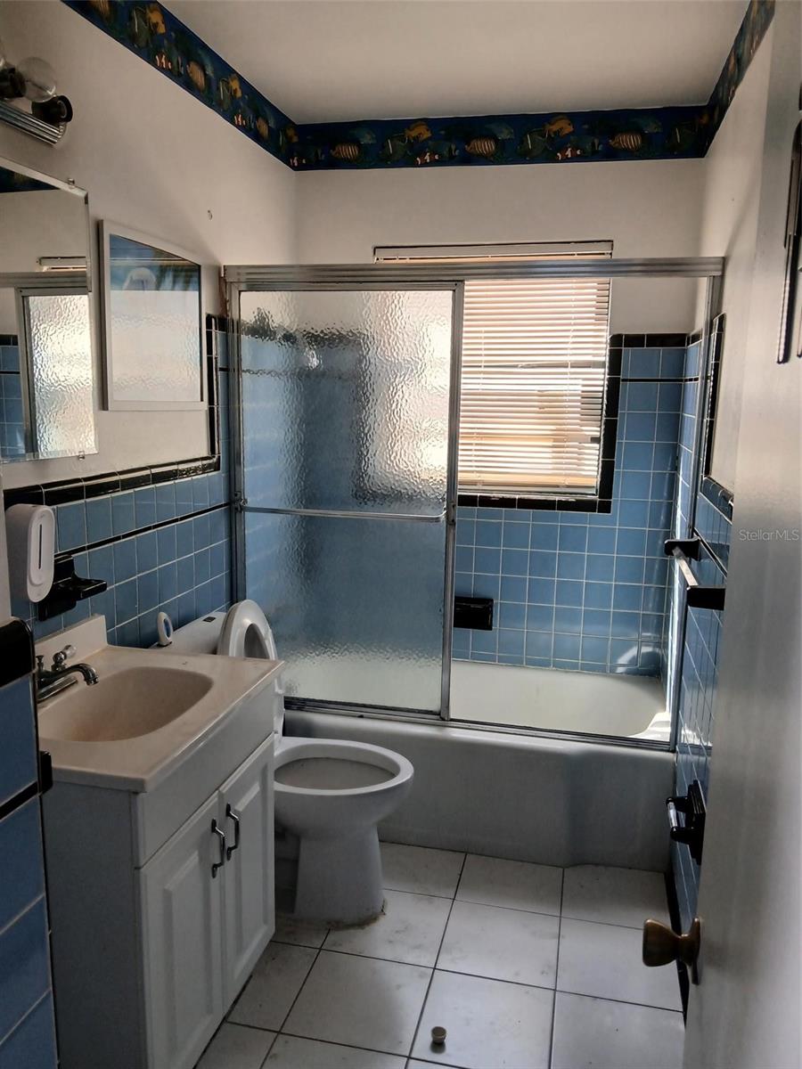 5630 PARK BLVD #D, PINELLAS PARK, FL, 33781