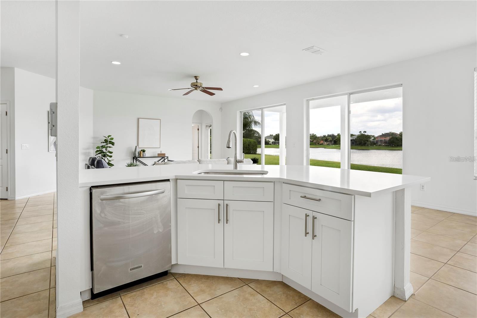 6515 LAKE PEMBROKE PL, ORLANDO, FL, 32829