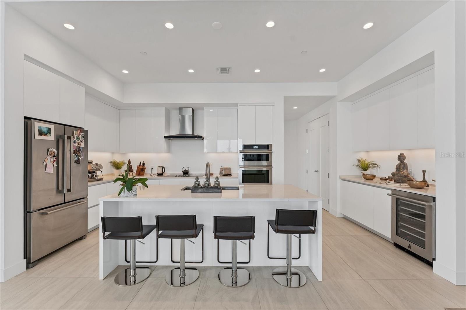 301 QUAY COMMONS #501, SARASOTA, FL, 34236