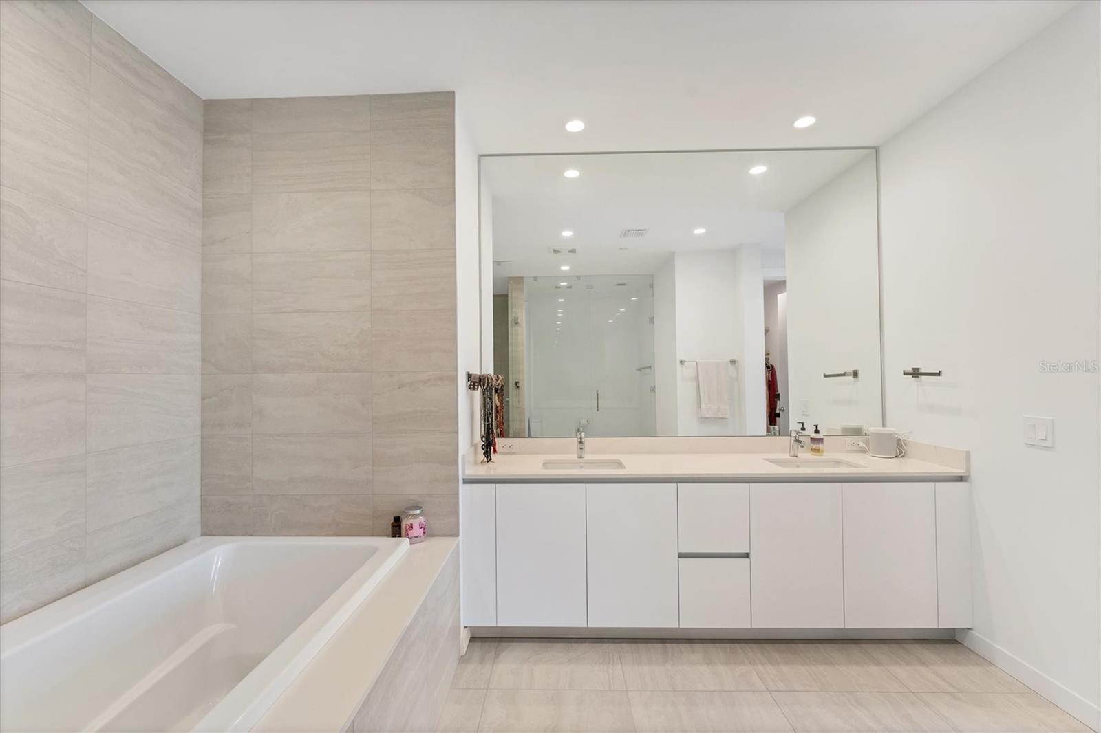 301 QUAY COMMONS #501, SARASOTA, FL, 34236