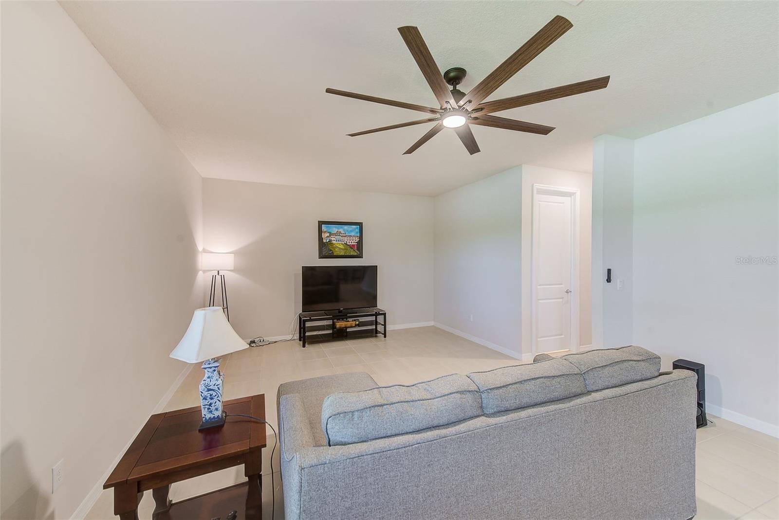 11086 SUNDRIFT DR, TAMPA, FL, 33647