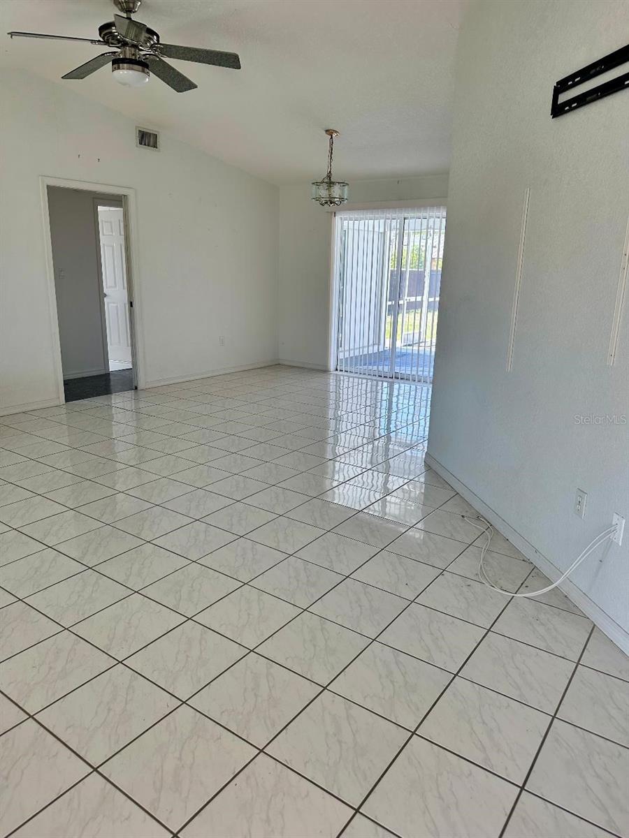 2259 LEE TER, PORT CHARLOTTE, FL, 33952