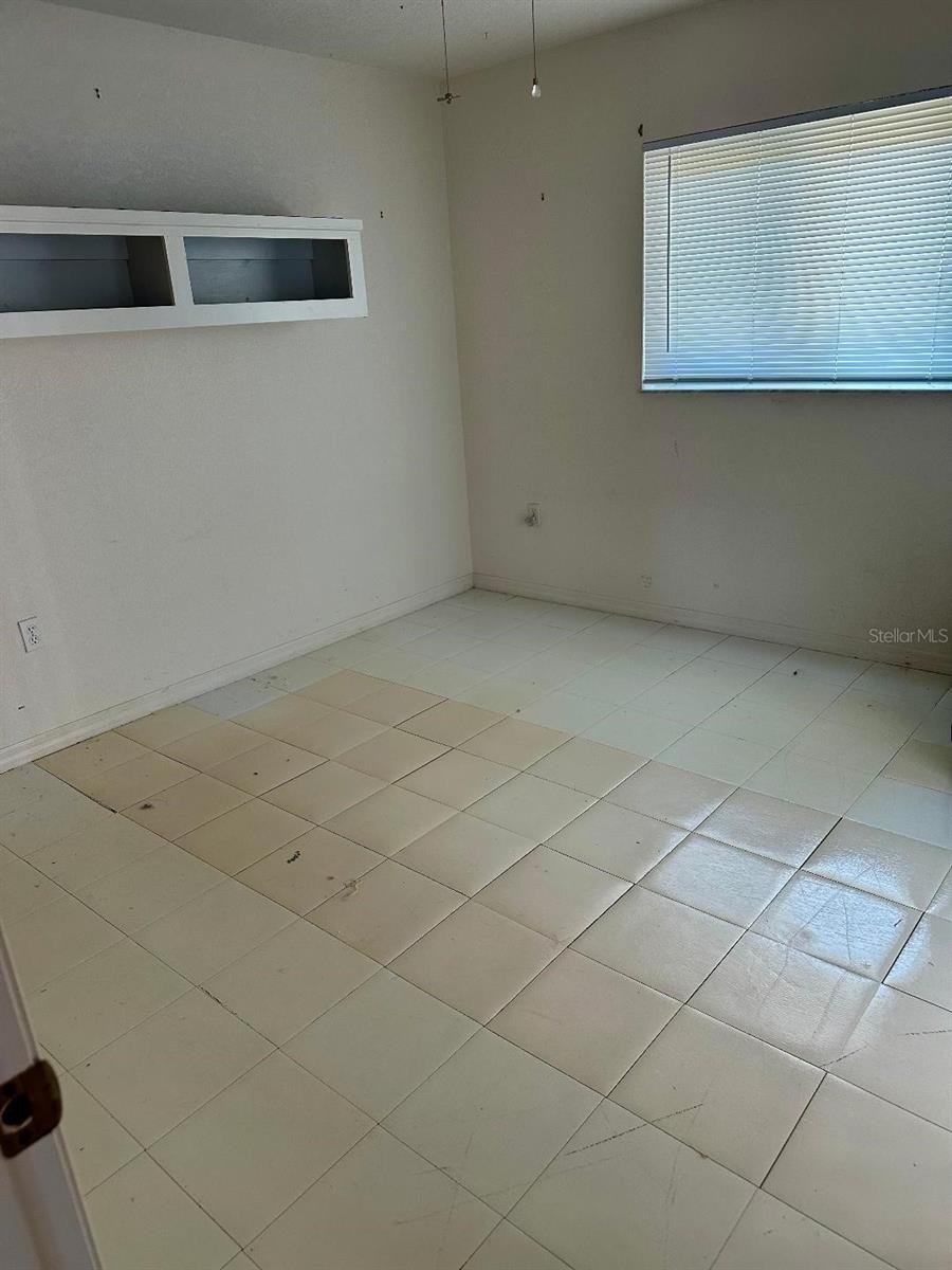 2259 LEE TER, PORT CHARLOTTE, FL, 33952