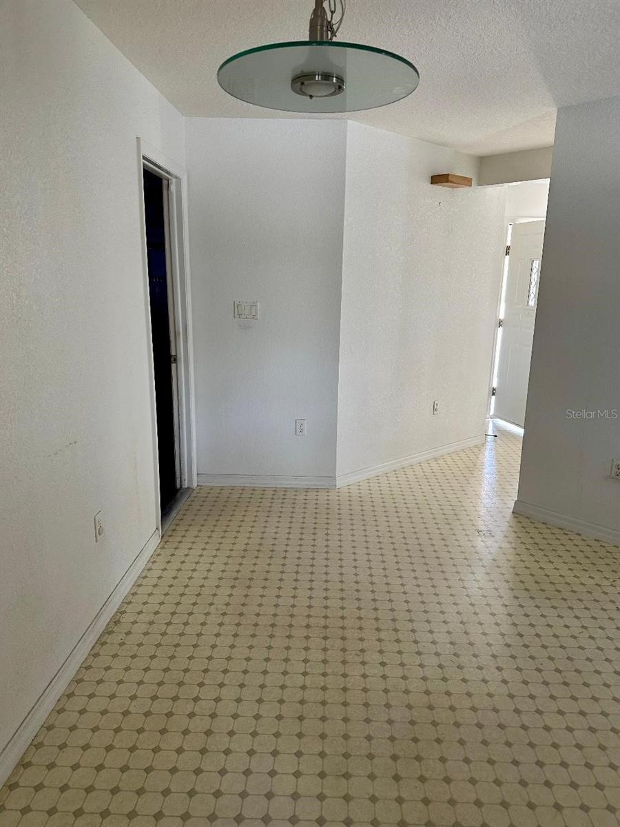 2259 LEE TER, PORT CHARLOTTE, FL, 33952