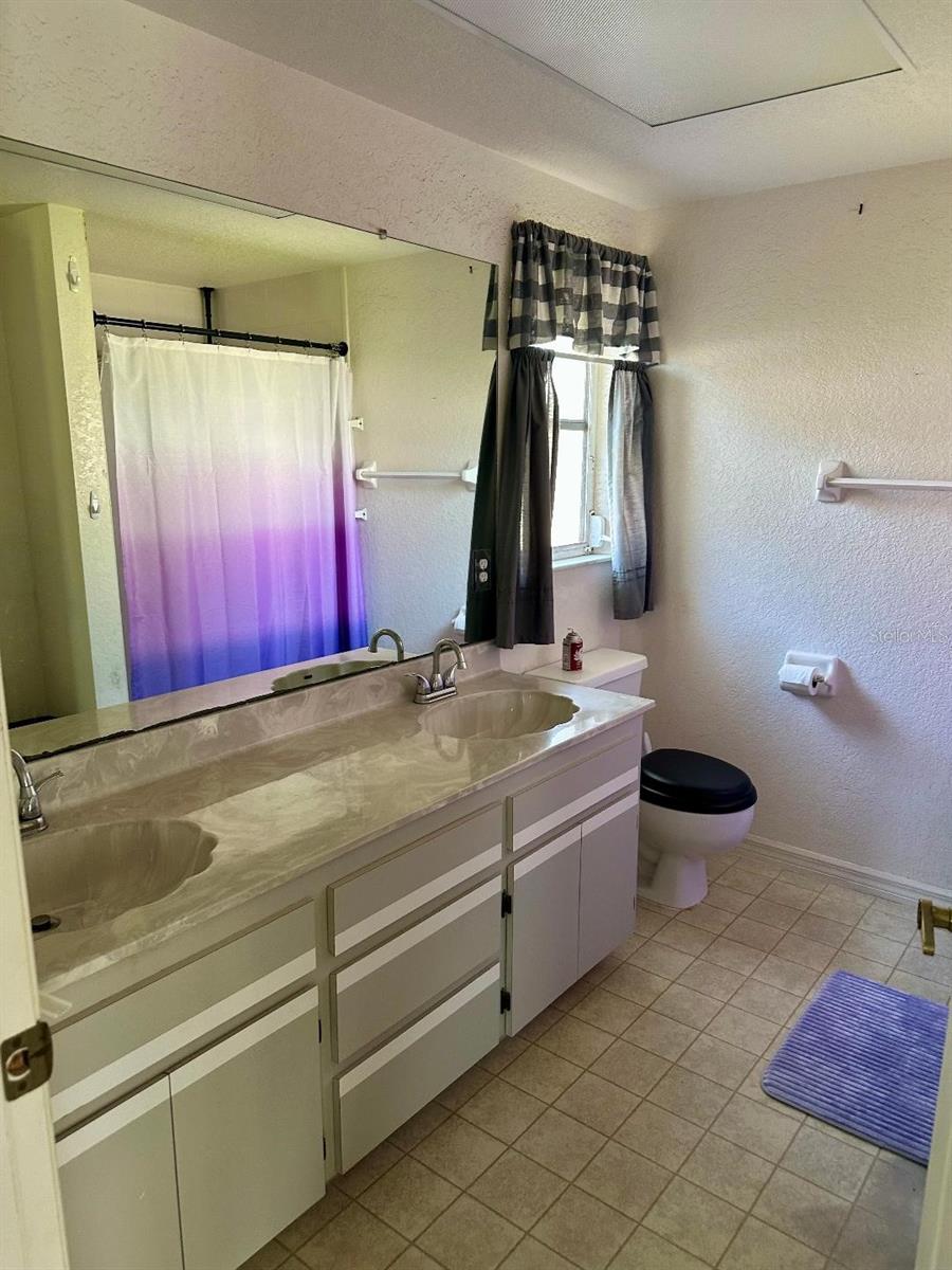 2259 LEE TER, PORT CHARLOTTE, FL, 33952