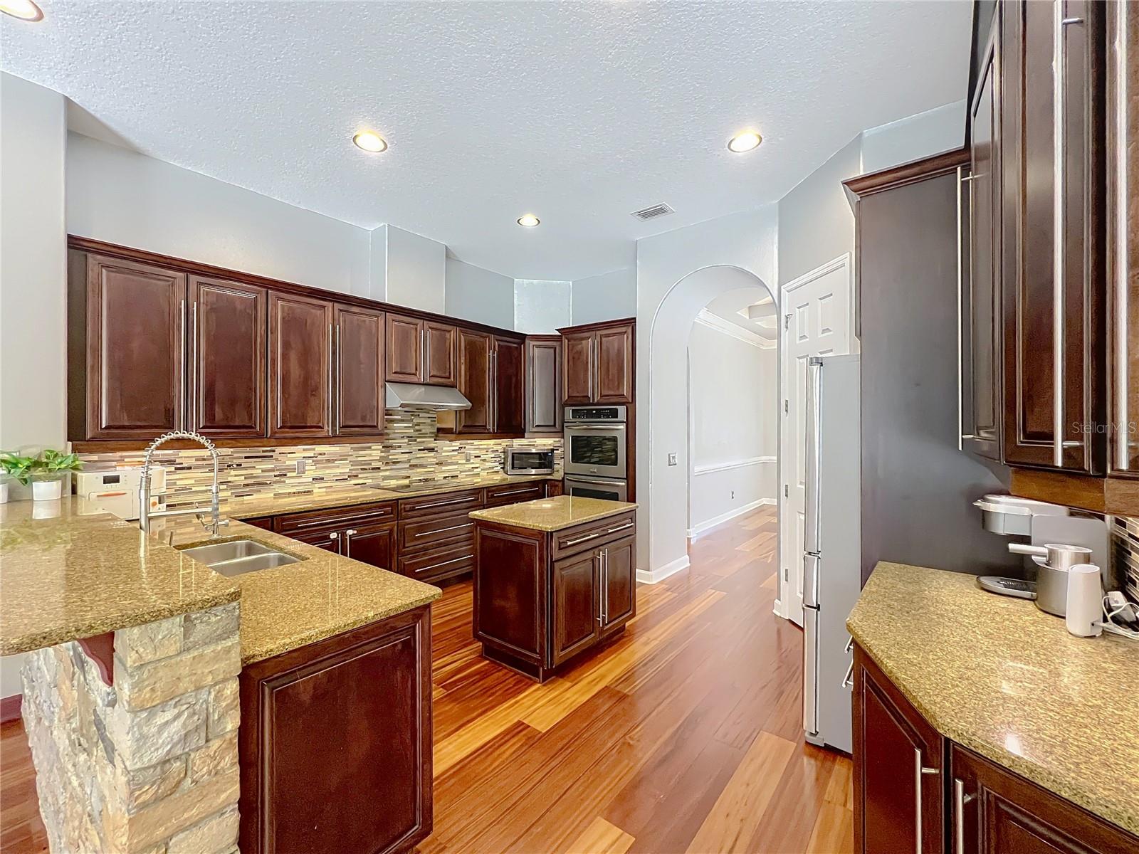 2816 NORTHAMPTON AVE, ORLANDO, FL, 32828