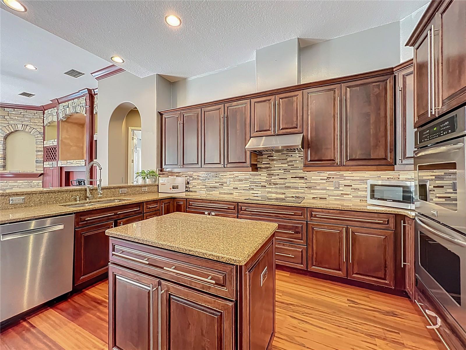 2816 NORTHAMPTON AVE, ORLANDO, FL, 32828