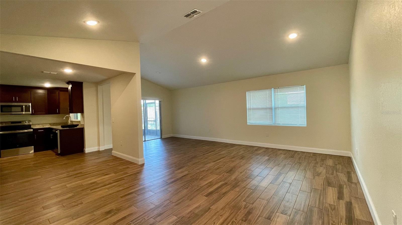 902 SUNSHINE WAY SW, WINTER HAVEN, FL, 33880