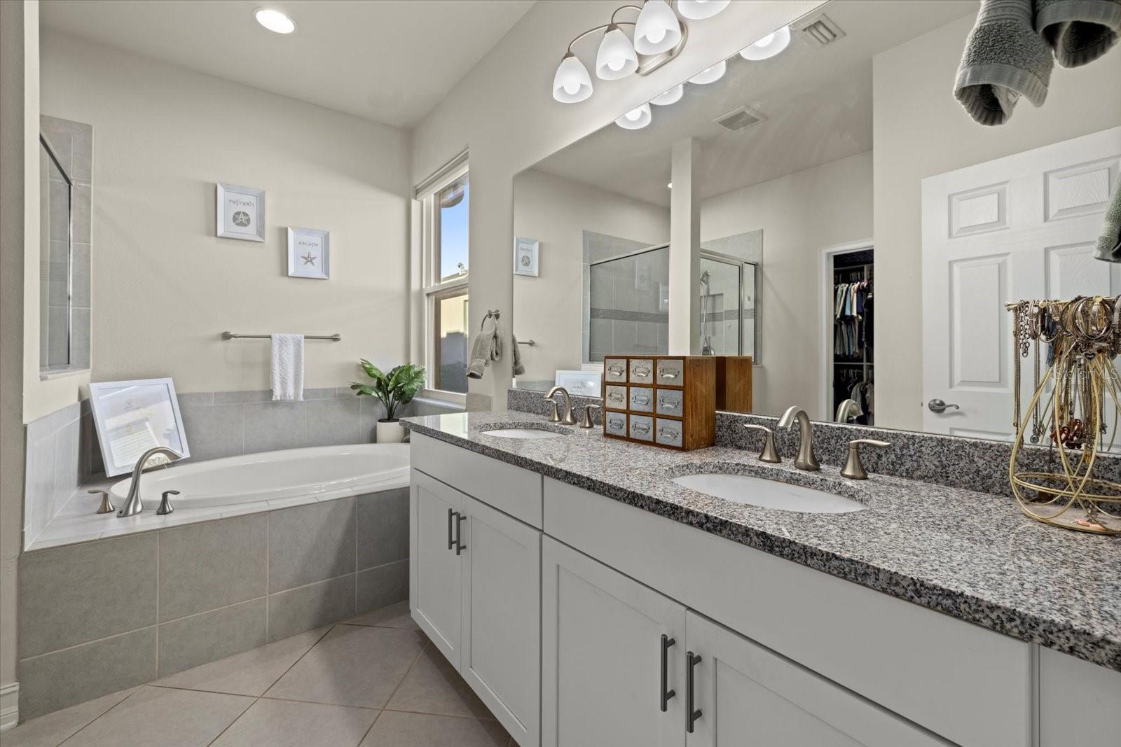 11569 11TH AVE E, BRADENTON, FL, 34212