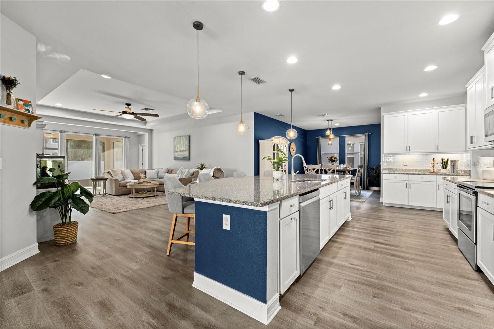 11569 11TH AVE E, BRADENTON, FL, 34212
