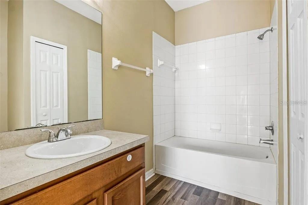 5723 AUTUMN SHIRE DR, ZEPHYRHILLS, FL, 33541