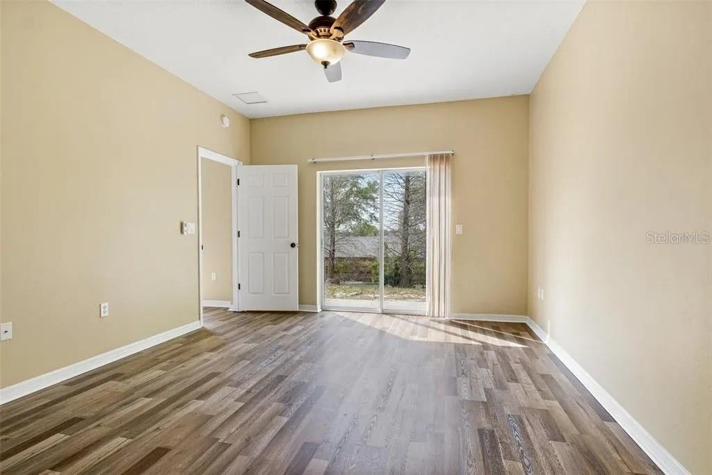 5723 AUTUMN SHIRE DR, ZEPHYRHILLS, FL, 33541