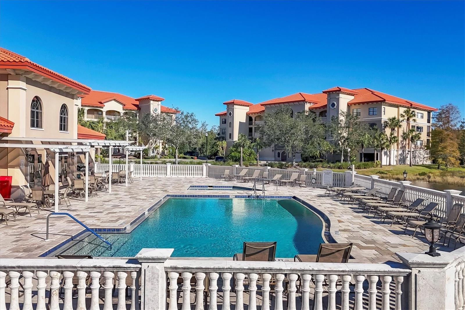 7710 LAKE VISTA CT #205, LAKEWOOD RANCH, FL, 34202