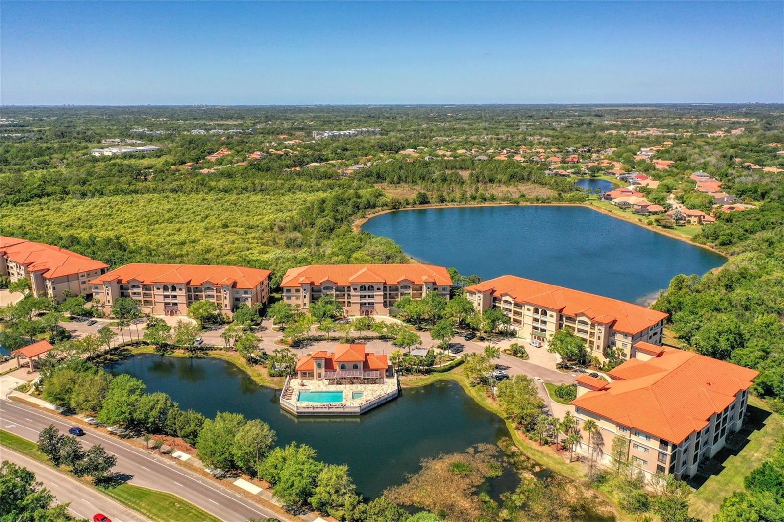 7710 LAKE VISTA CT #205, LAKEWOOD RANCH, FL, 34202
