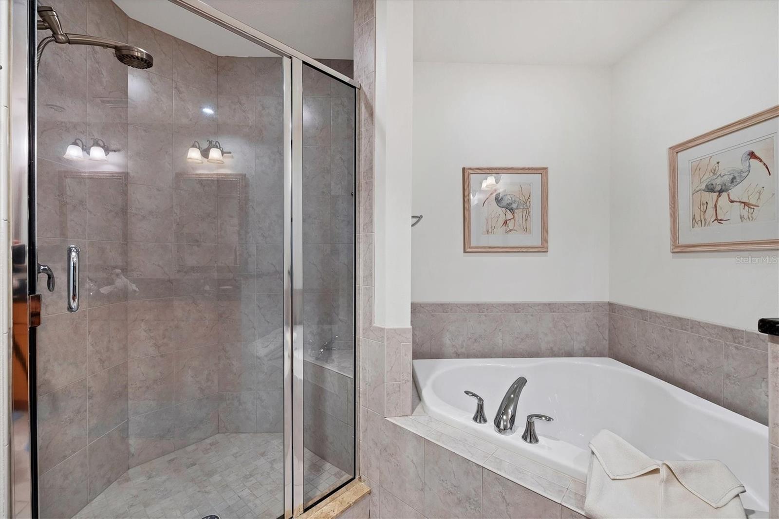 7710 LAKE VISTA CT #205, LAKEWOOD RANCH, FL, 34202