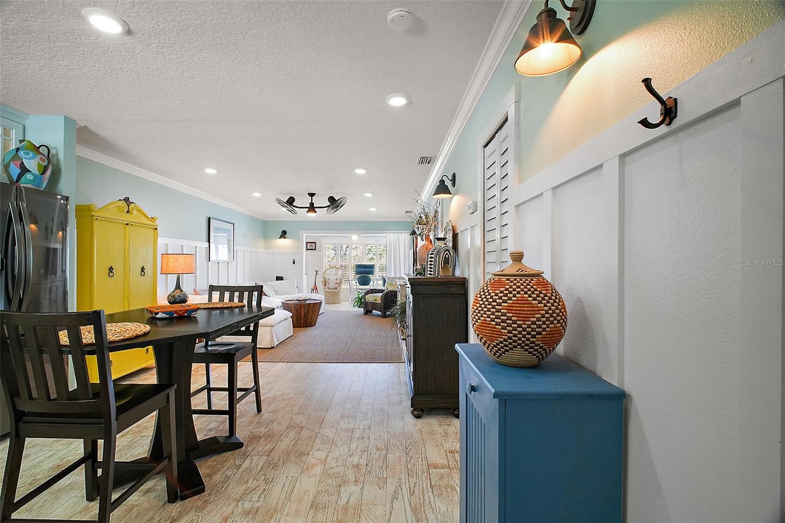 110 N TREMAIN ST #205, MOUNT DORA, FL, 32757