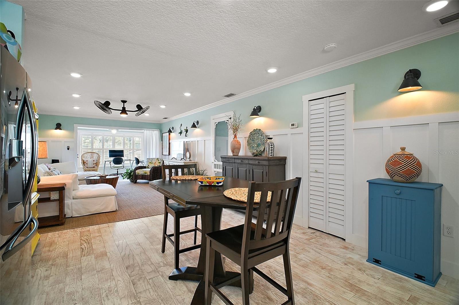110 N TREMAIN ST #205, MOUNT DORA, FL, 32757