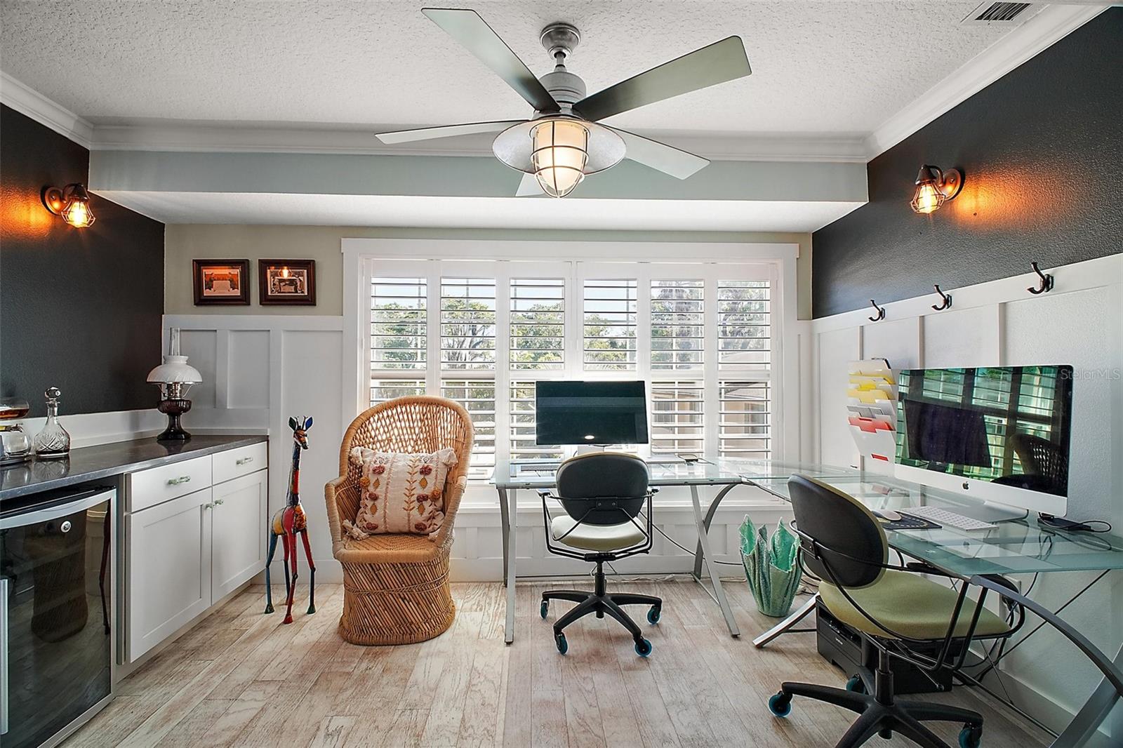 110 N TREMAIN ST #205, MOUNT DORA, FL, 32757