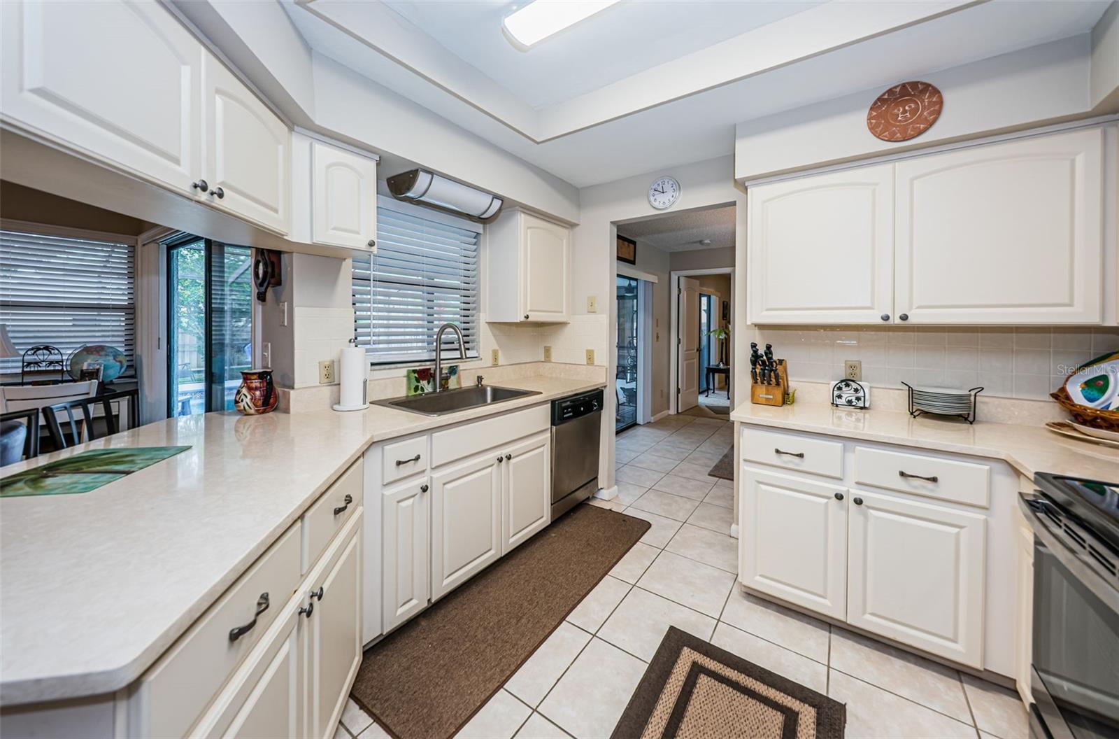 1031 RIDGE VIEW LN, PALM HARBOR, FL, 34683