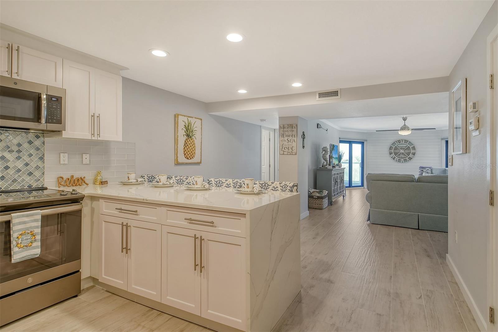 1050 LONGBOAT CLUB ROAD #305, LONGBOAT KEY, FL, 34228