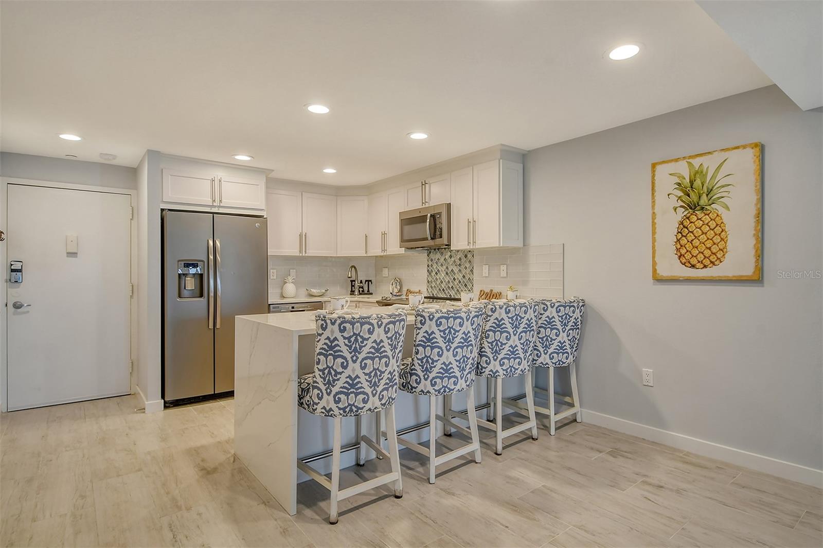 1050 LONGBOAT CLUB ROAD #305, LONGBOAT KEY, FL, 34228