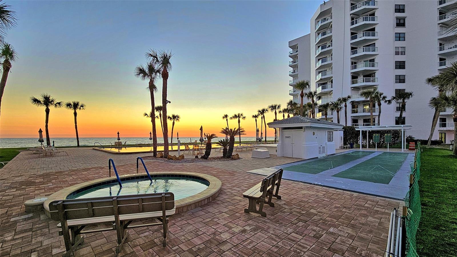 1050 LONGBOAT CLUB ROAD #305, LONGBOAT KEY, FL, 34228